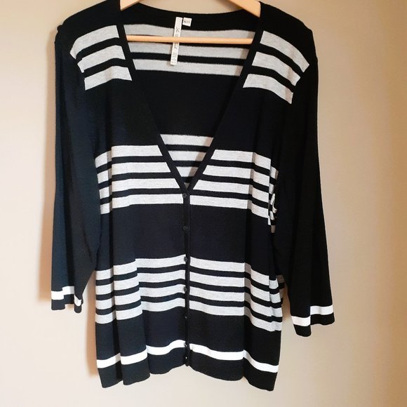 LEO & NICOLE Soft Black & grey striped 3/4 sleeve cardigan Sz XXL EUC - Picture 1 of 5